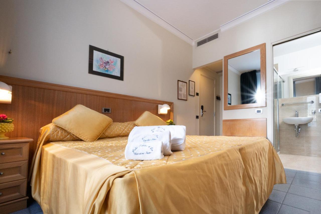 Hotel Sabbie d'Oro Giardini-Naxos Exterior foto