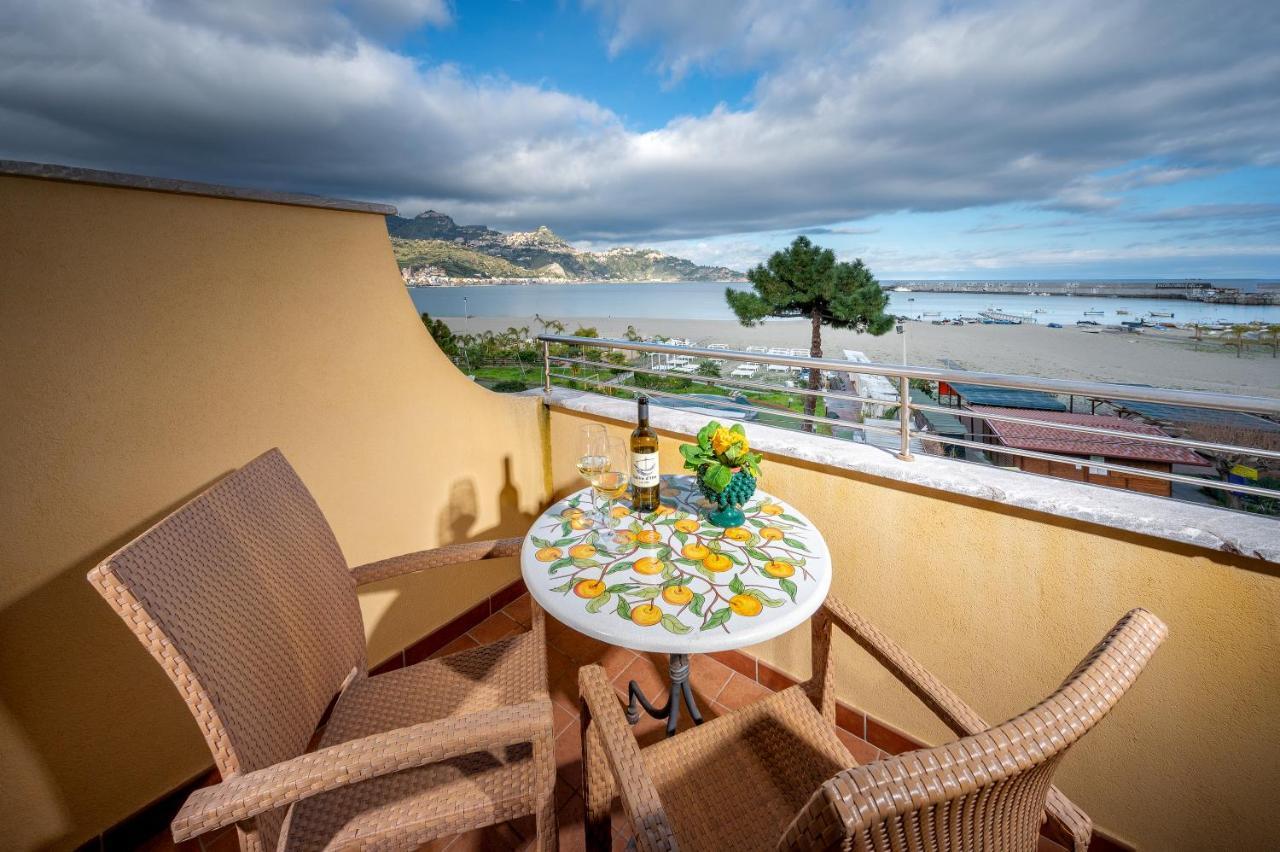 Hotel Sabbie d'Oro Giardini-Naxos Exterior foto